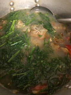 Hình của món Canh nghêu nấu khế.