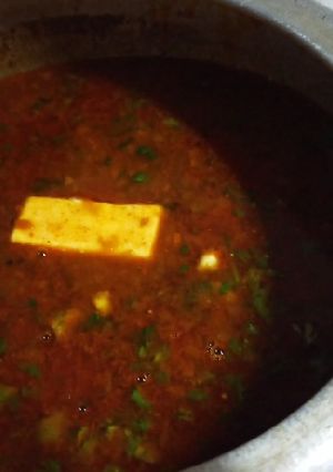 A picture of Rajma Masala.
