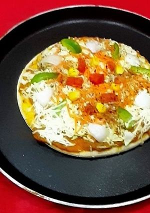 A picture of Homemade Pizza Bread.