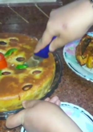 صورة لوصفة فطيره الرز باللوز والدجاج وصدور الدجاج في الفرن