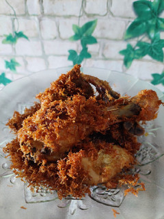 Foto resep Ayam goreng serundeng kelapa