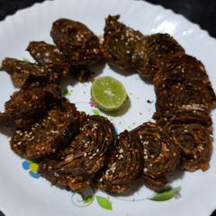 A picture of Crispy Aadu Vadi.