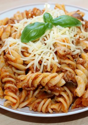 Húsos-gombás fusilli recept fotója