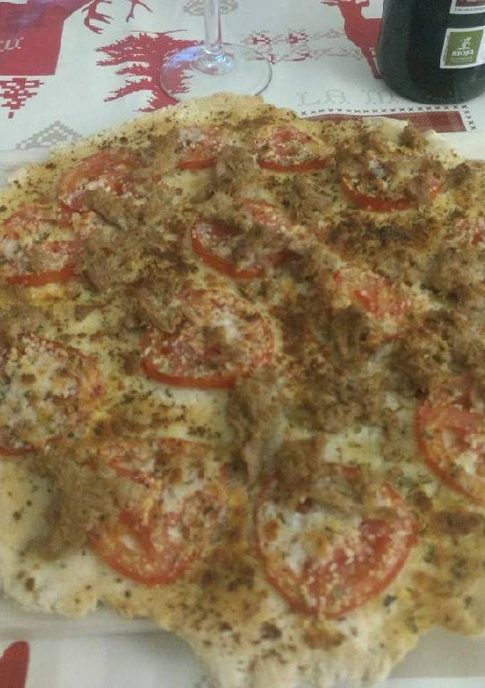 Una foto de Pizza de atún