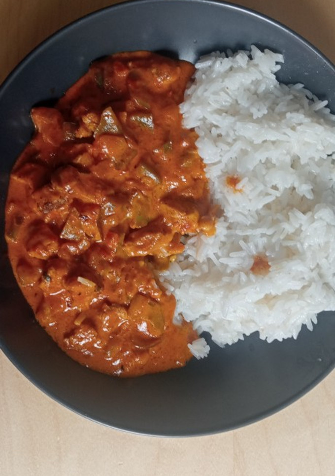 Una foto de Pollo al curry