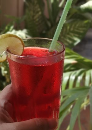 A picture of Roohafza with lemon.