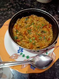 बैंगन का भरता (baigan ka bharta recipe in Hindi) रेसिपी मुख्य फोटो