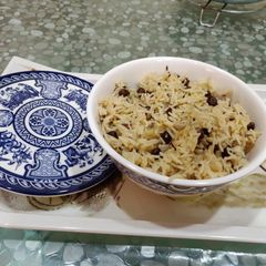 A picture of Black chana rice.
