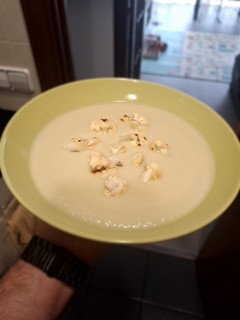 Una foto de Crema de coliflor