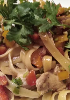 A picture of Fettuccine chicken/ tofu with tequila.