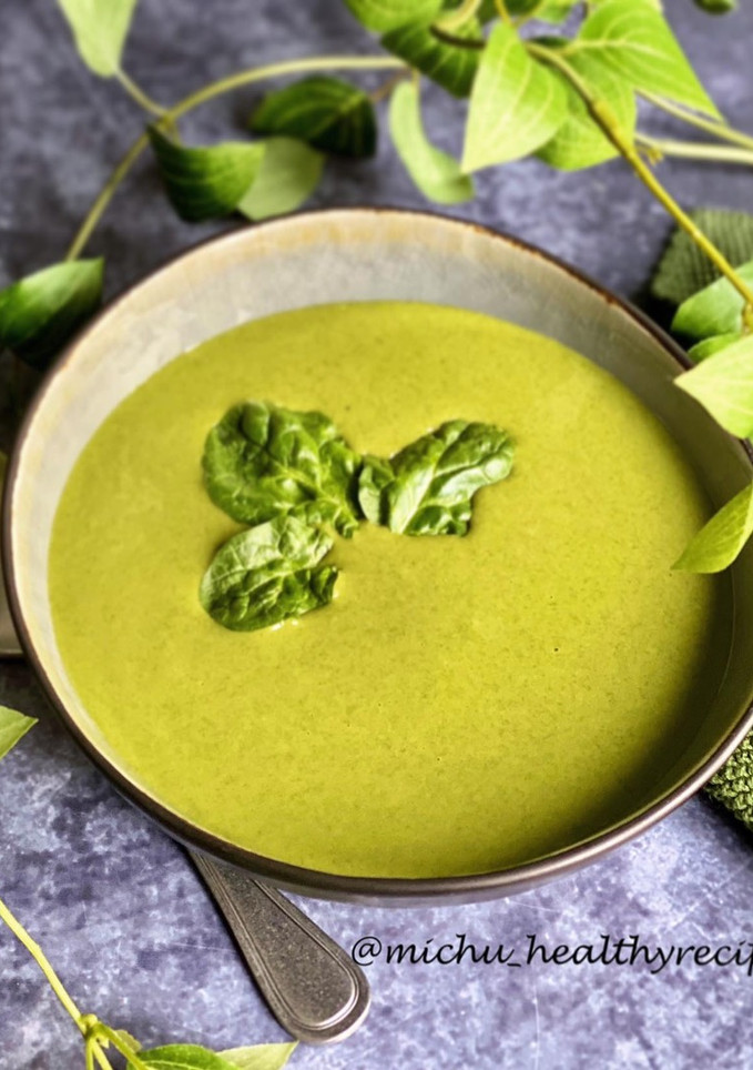 Una foto de CREMA DE ESPINACAS (Thermomix)