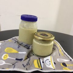 A picture of Cashew nut Nooch sauce.