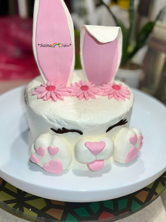 عکسی از دستور کیک تولد دخترانه 🐰Bunny Birthday cake