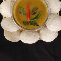 A picture of Soft & Sponge Idli.