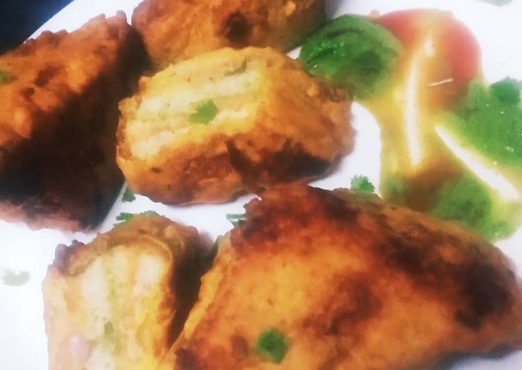 Recipe of Any-night-of-the-week Layered Masala Bread Pieces (Pakora)