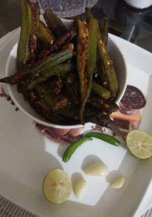 A picture of Bharwa bhindi.