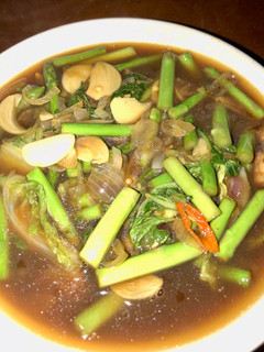Foto resep Tumis kuah sawi asparagus