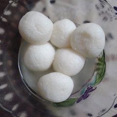 A picture of Rasgulla.