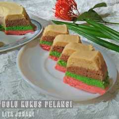A picture of Bolu Kukus Pelangi.
