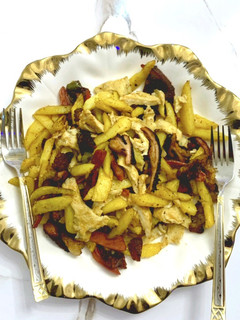 A picture of Stir fry potatoes.