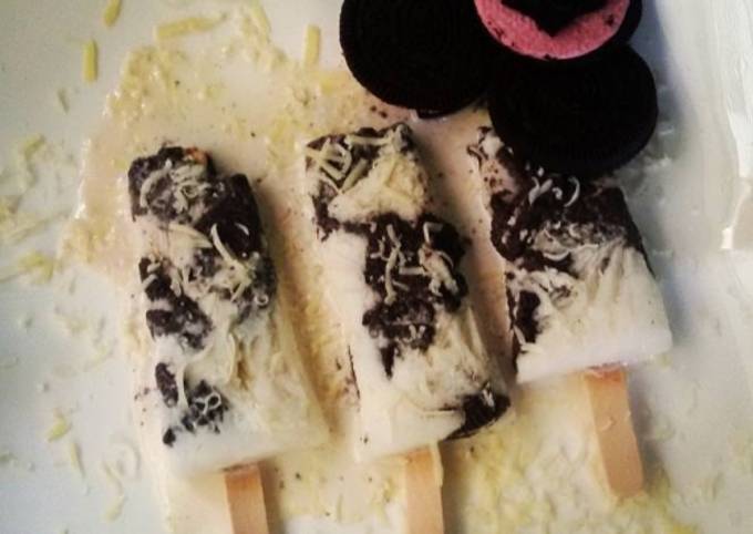 Resep Es Krim Oreo 2 bahan oleh Reza Rafika - Cookpad