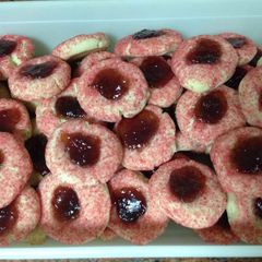 A picture of Thumb print Cookies.