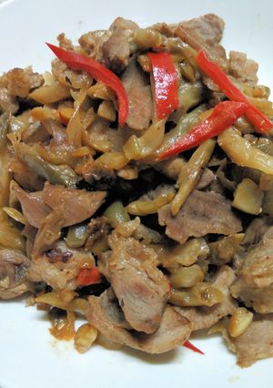 榨菜炒豬腱 的食譜成品照片