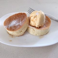 Japanese Soufflé Pancake A picture of Japanese Soufflé Pancake.