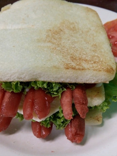 Foto resep Sausages Cheesy Mayo Sandwich