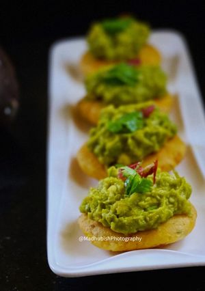 A picture of Avocado, Bacon on Sweet Potato Fry.
