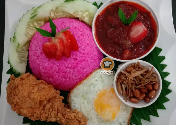 Resipi Nasi Lemak Strawberry Oleh Noor Atika Mahamood Cookpad