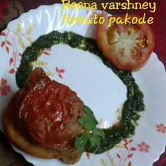 A picture of Tomato pakoda.