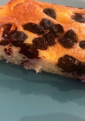 A picture of Russian Breakfast Pudding.
