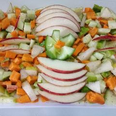 A picture of Fruits & veg salad.
