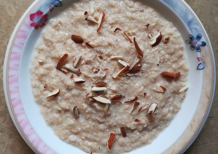 Barley Porridge with Milk Recipe by Hamna Arooj - Cookpad