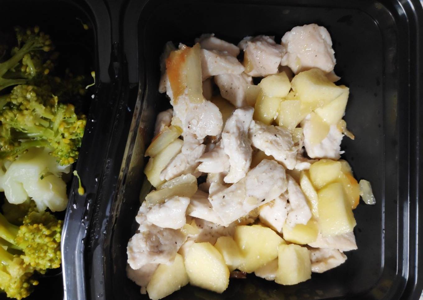 Pollo con manzana