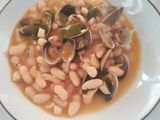 Alubias con almejas