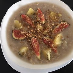 A picture of Oats brekkie.