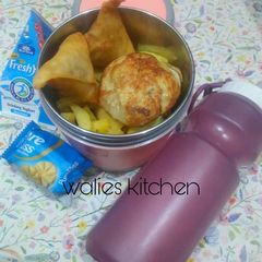 A picture of Chips with egg.