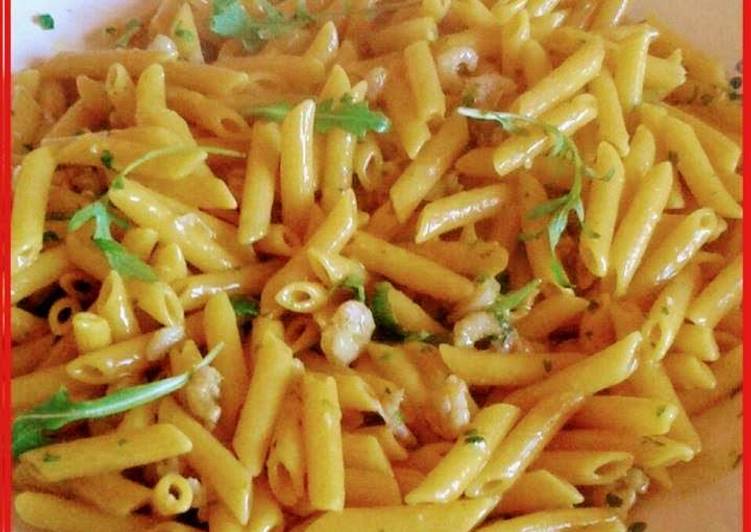 Penne rigate integrali con gamberetti e rucola (ricetta light)