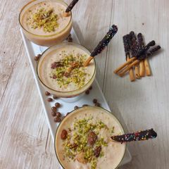 A picture of Apple 🍎 coconut 🥥 cremalized pudding 🍮.
