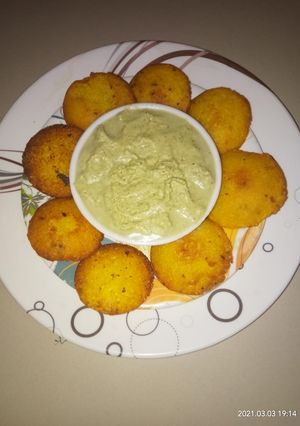 A picture of Idli dhokla.