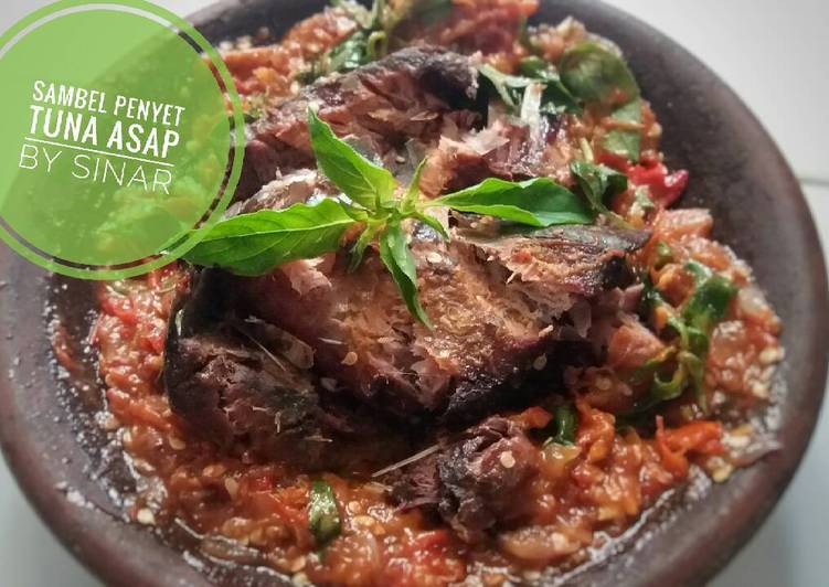 Resep Sambel penyet tuna asap yang nikmat