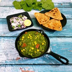 A picture of Palak Corn Capsicum Sabzi.