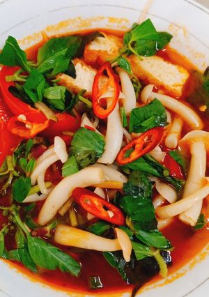 Hình của món Canh chua nấm linh chi (món chay).
