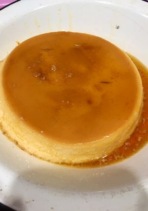 Una foto de Flan con leche condensada y pocos ingredientes 😋🍮