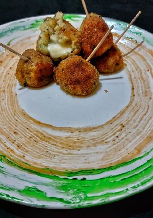চীজ পটেটো বল (cheese potato ball recipe in Bengali) রেসিপির প্রধান ছবি
