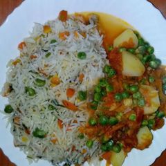 Peas/carrot rice A picture of Peas/carrot rice.