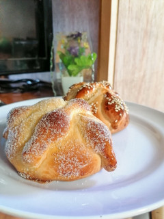 Una foto de Pan de muerto 🍞💀🤍