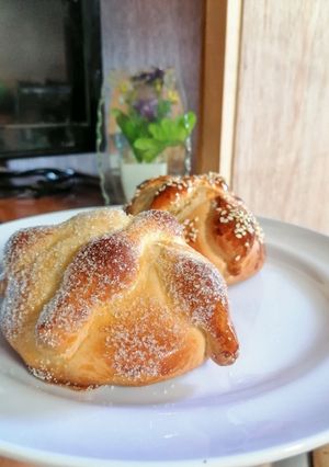 Una foto de Pan de muerto 🍞💀🤍
